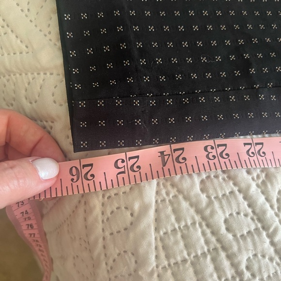 Jones and Leopold, size M, pull on career pant. Fits like an 8. - Picture 2 of 4